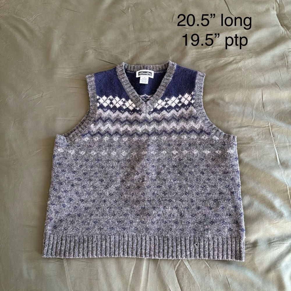 Xhilaration Knit V-Neck Sweater Vest in Gray and Navy